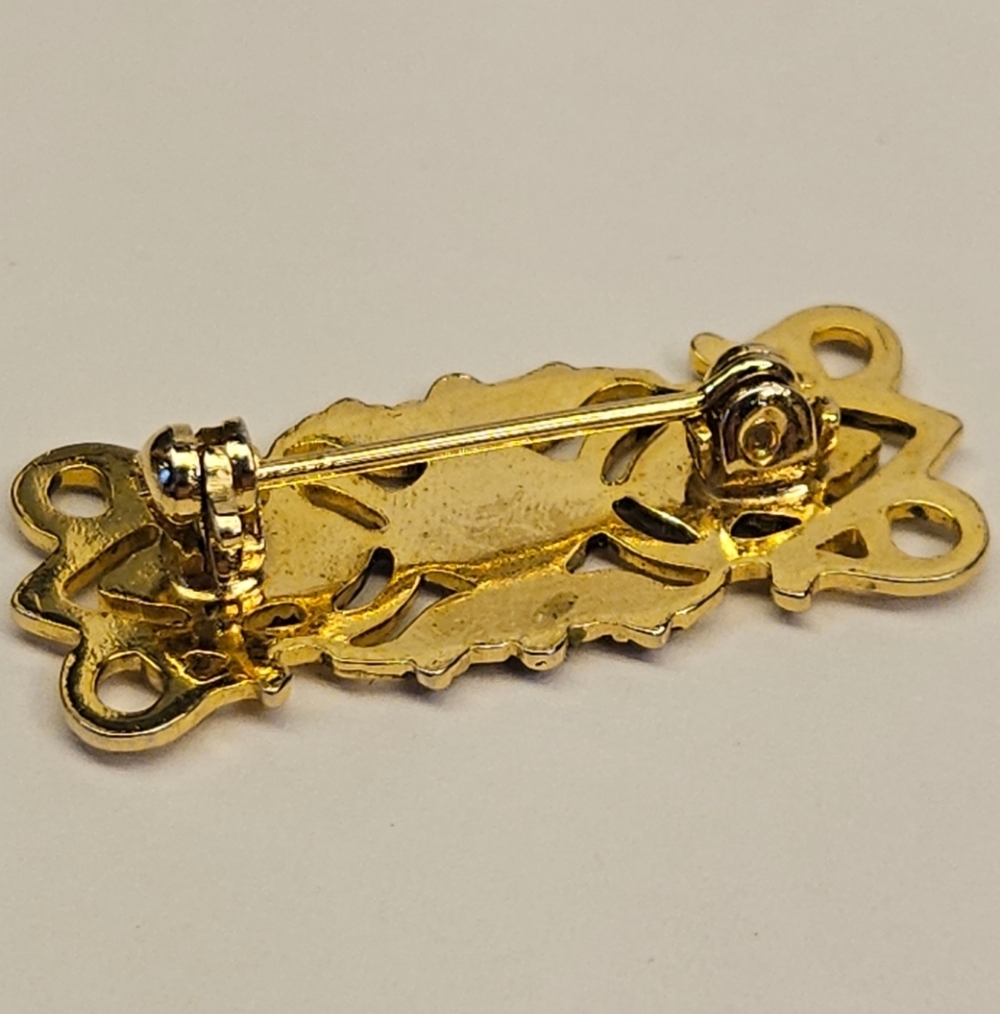 Vintage Floral Filigree Brooch - Picture 6 of 9